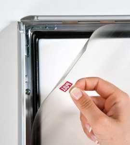 Cadre clic-clac étanche, affiches protégées par une feuille plastique transparente