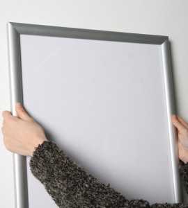 LED-Leuchtrahmen, vertical