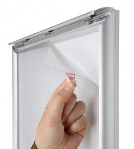 LED plaat verlicht de hele oppervlakte vanaf de achterkant