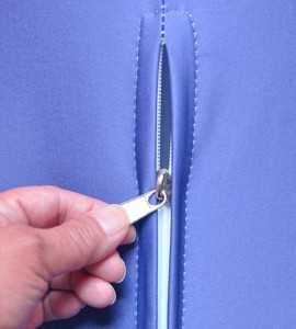 Visuel tissu fermé à l'aide d'une tirette pour une tension optimale